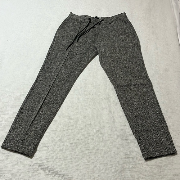 Mauvais Zig Zag Pleated Pants-30*30, cropped fit - Picture 1 of 3